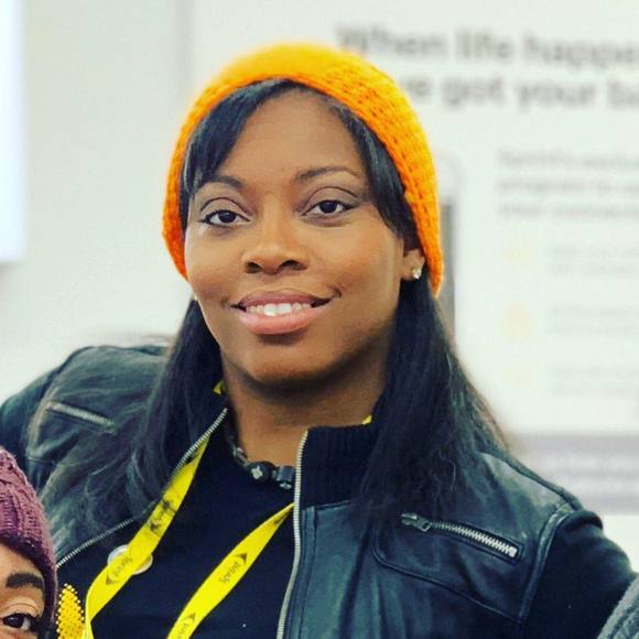 Meet your Posher, Nicole - Picture 1 of 1